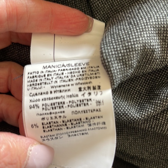 Sporty dress - Picture 6 of 7